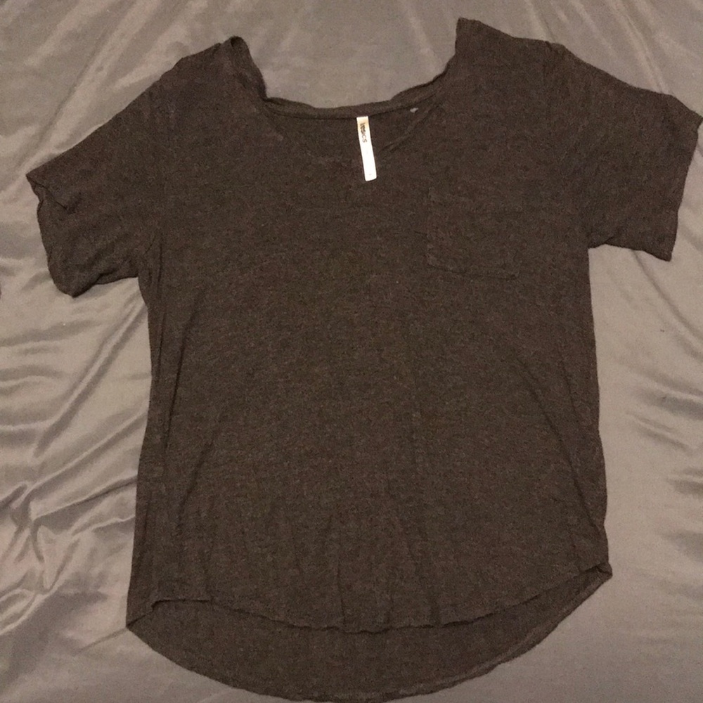 Medium Female pocket tee